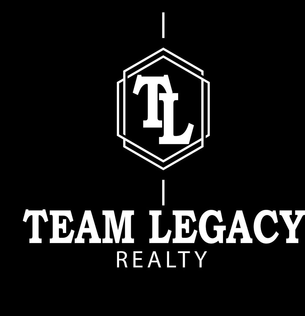 213 S Pecan St, Henrietta, TX 76365