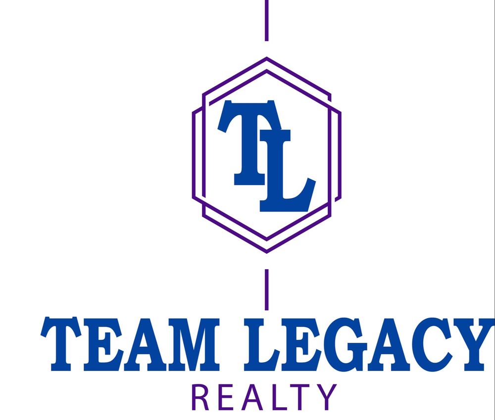 1027 Foley Ave, Iowa Park, TX 76367